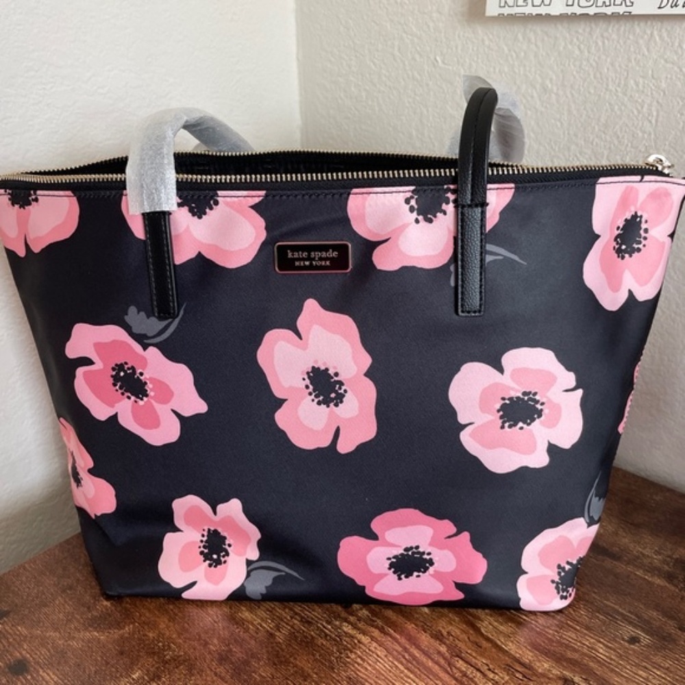 NWT - Kate Spade Hayden Floating Poppies